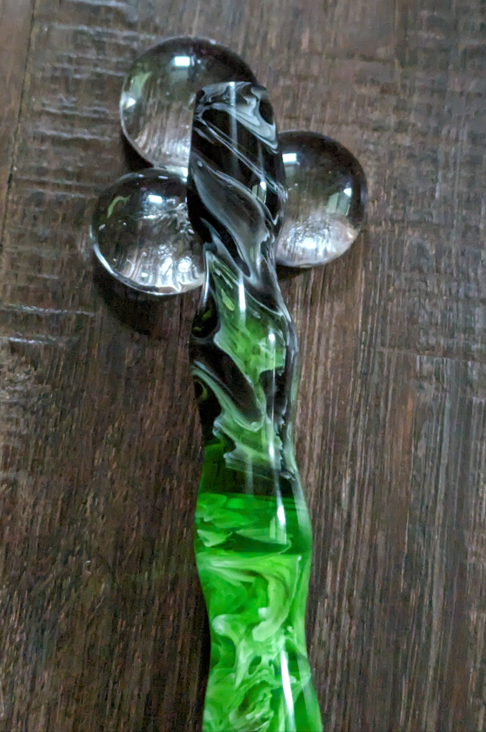 Green and Black diamond painting pen