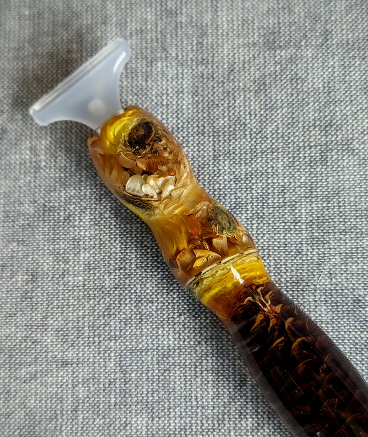 Yellow Blossom & Pinecone Diamond Paint Pen