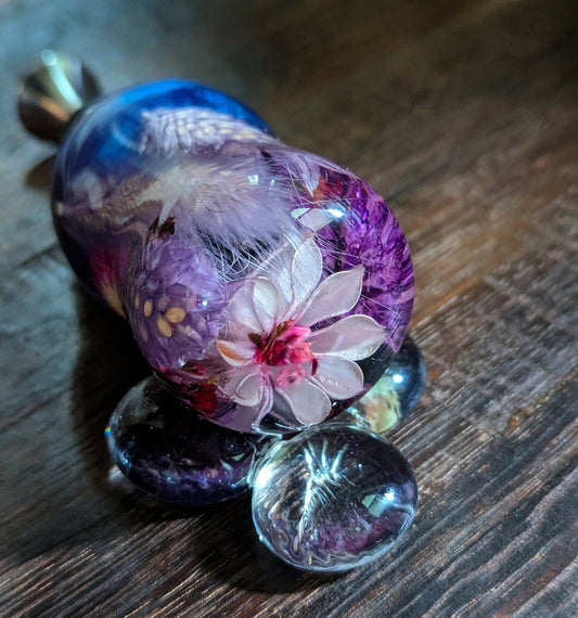 Flower bottle stopper
