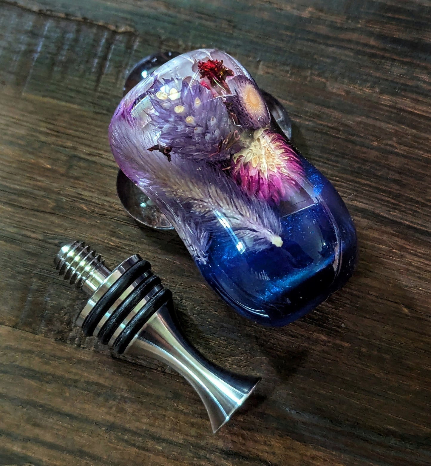Flower bottle stopper