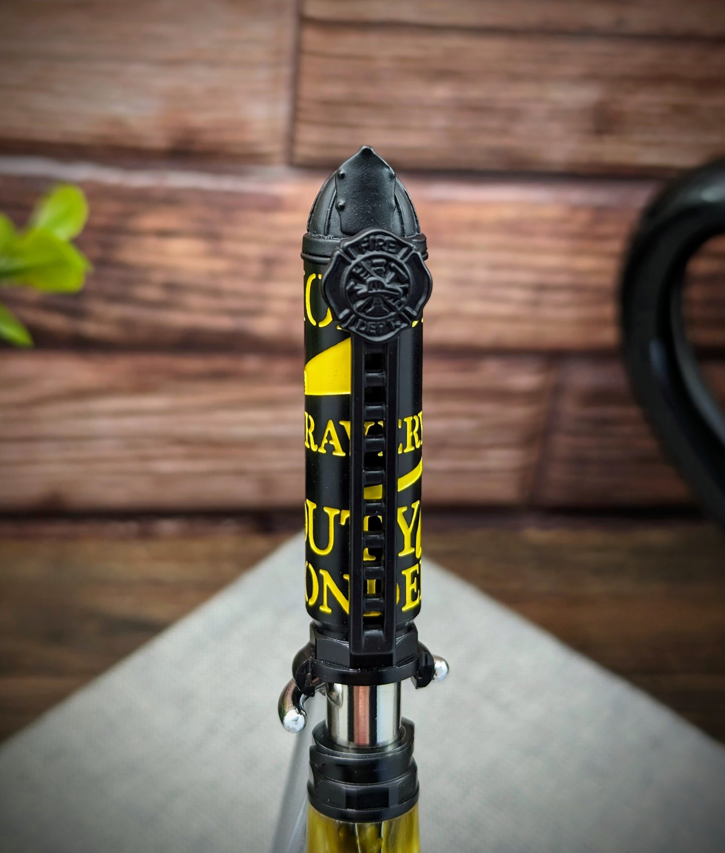 Yellow and Black Twist and lock firefighter