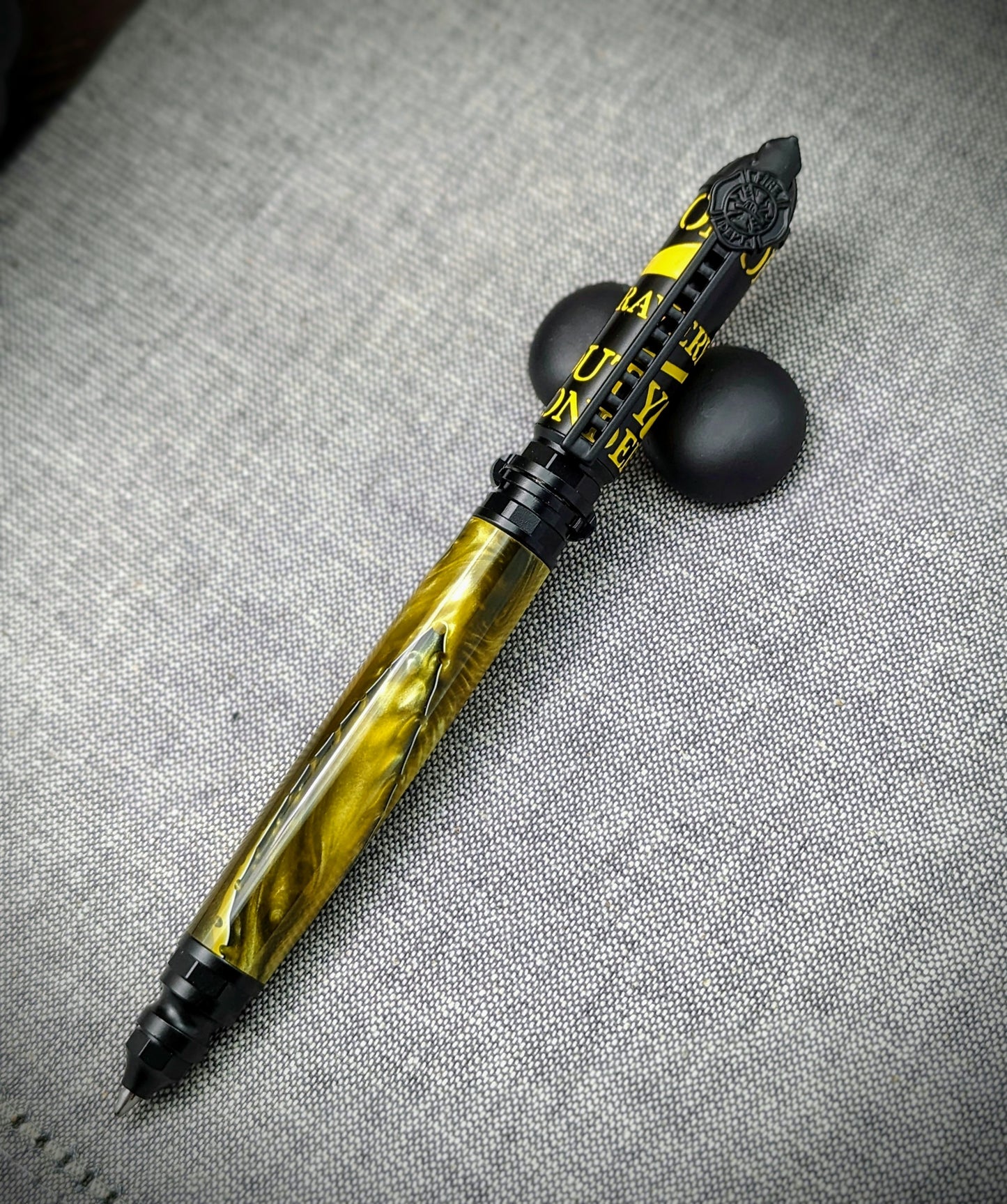 Yellow and Black Twist and lock firefighter