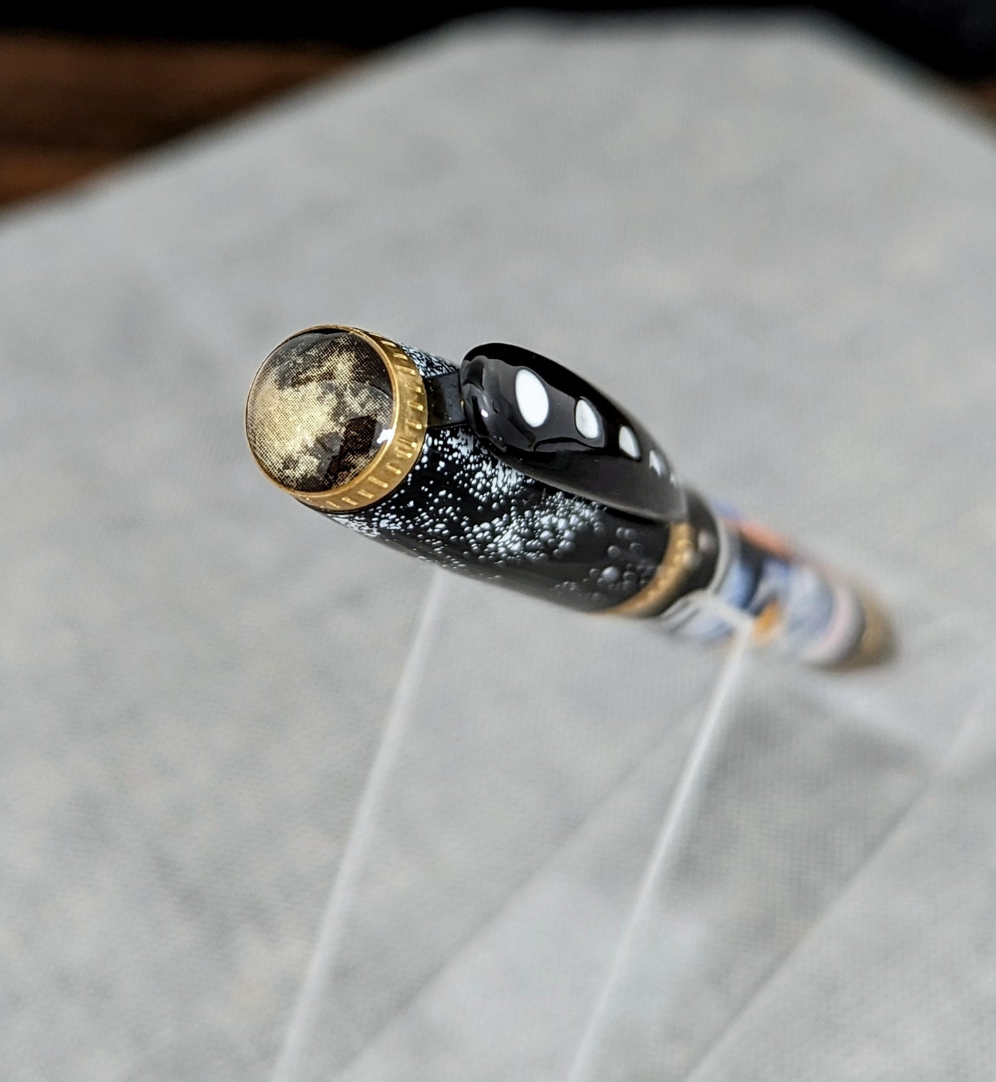 Apollo 11 collectable stamp w/ collectable coin moon landing twist pen- 1 set includes- 1 pen, 1 collectible coin, 1 COA