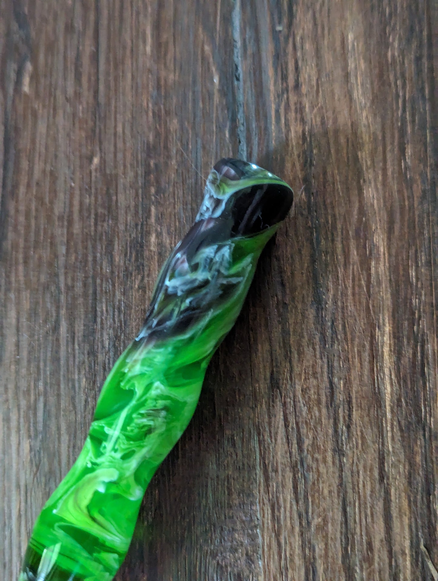 Green and Black diamond painting pen