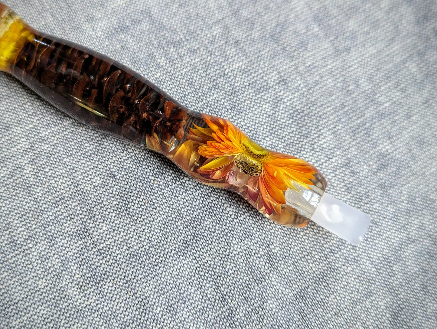 Yellow Blossom & Pinecone Diamond Paint Pen